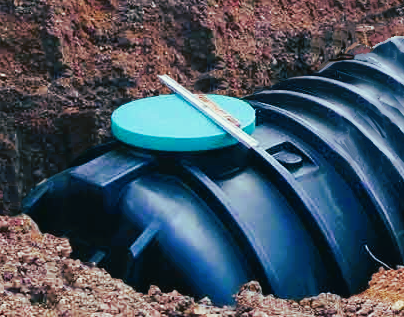 Les avantages de l'installation d'un type de récupérateur d'eau de pluie. Focus sur le récupérateur d'eau de pluie enterré.